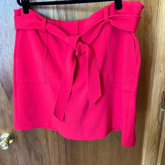 LOFT Plus Red Bow Mini Skirt - Picture 1 of 3